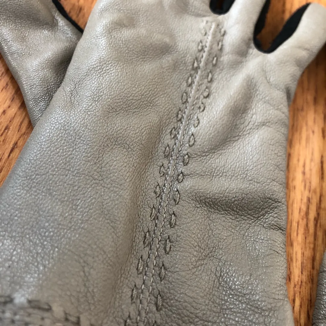 Danier Leather Gloves photo 3