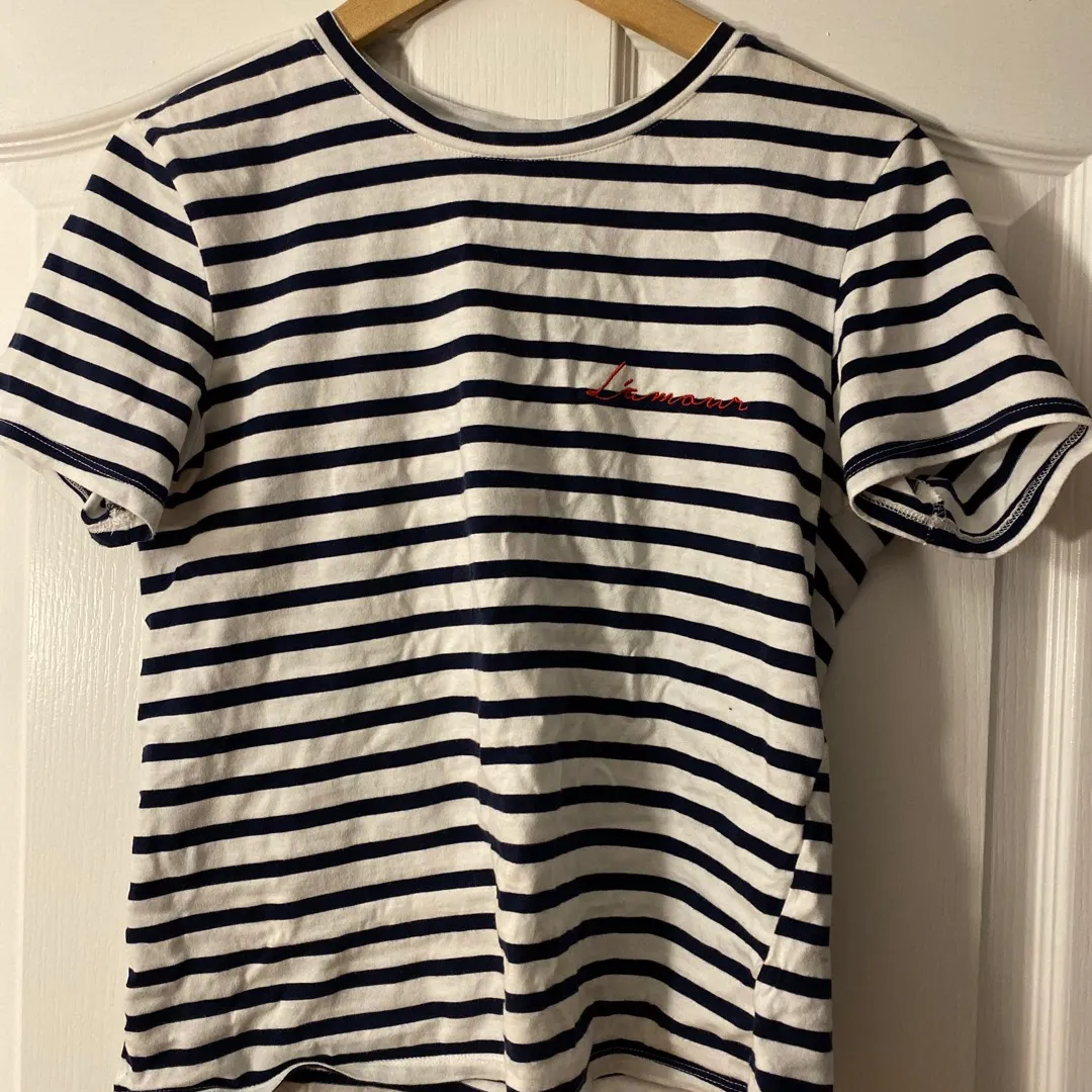 Striped H&M Tshirt photo 1