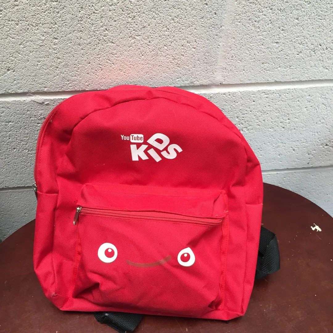 Red Bag Pack . Just In time For School. photo 1