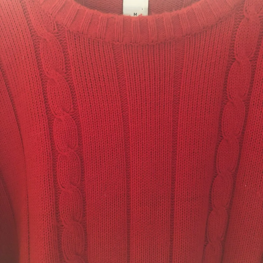 Red Vintage Sweater photo 4