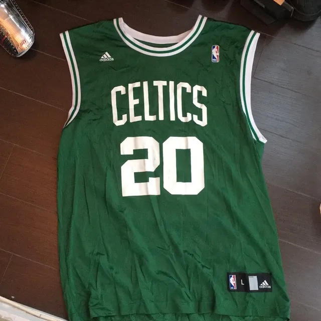 Vintage Ray Allen Boston Celtics photo 1