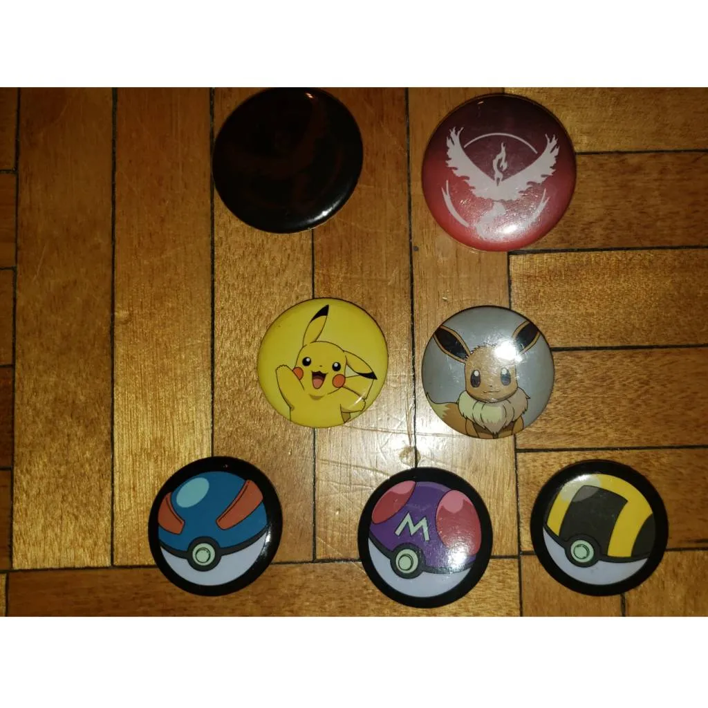 Buttons/ Keychains/ Patches photo 4