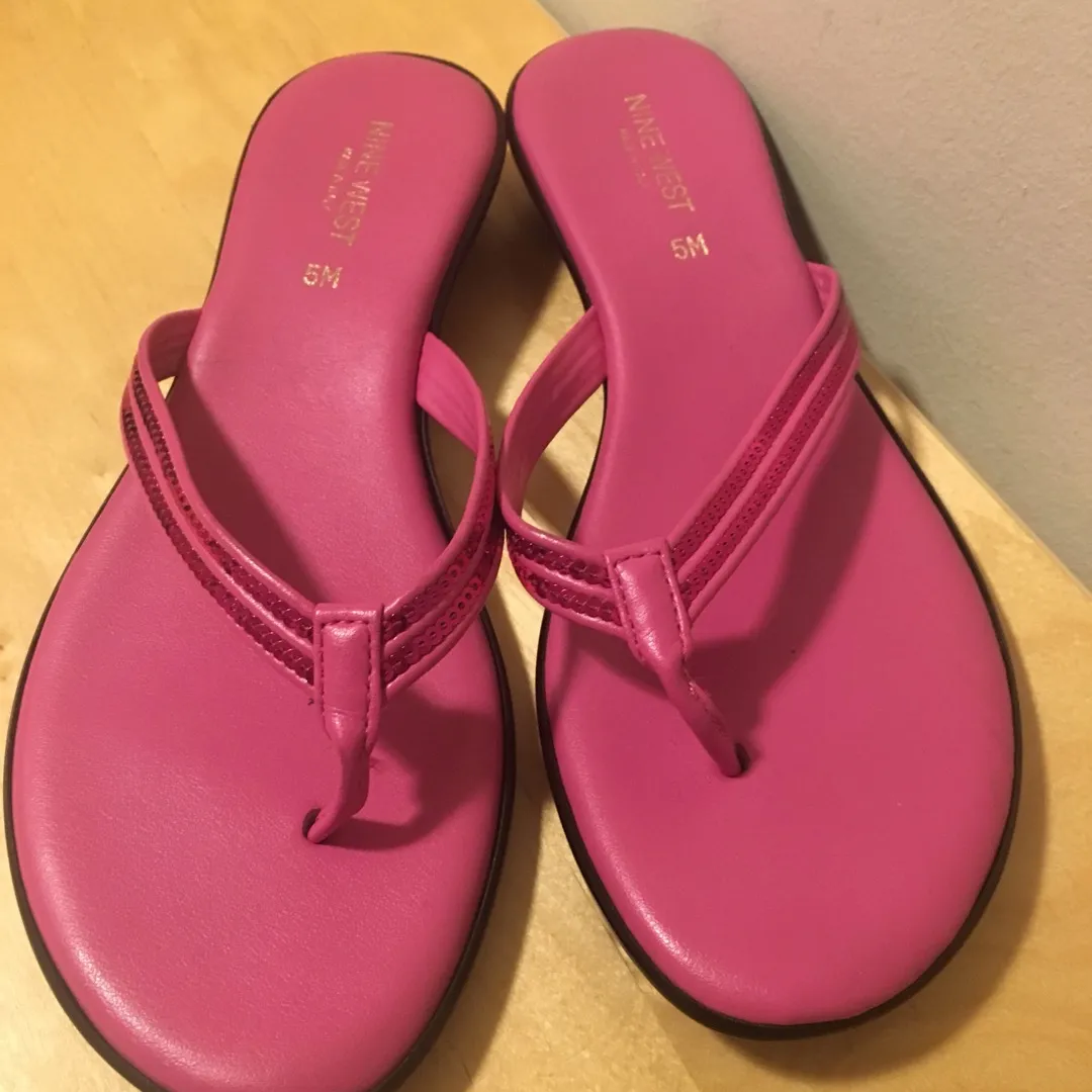 New Nine West Sandals, Size 5, Made In Italy photo 1