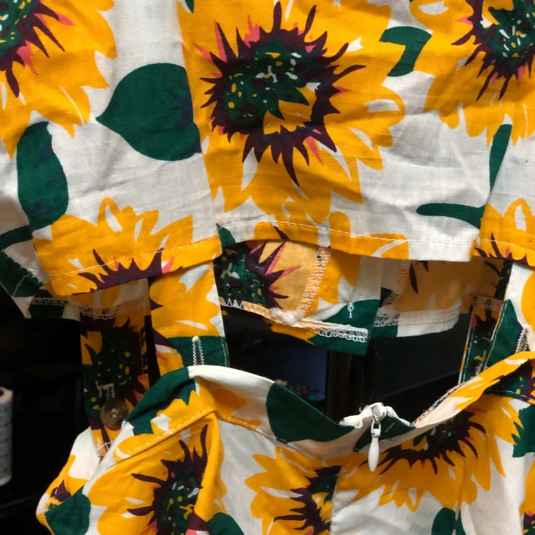 Sunflower dress photo 3
