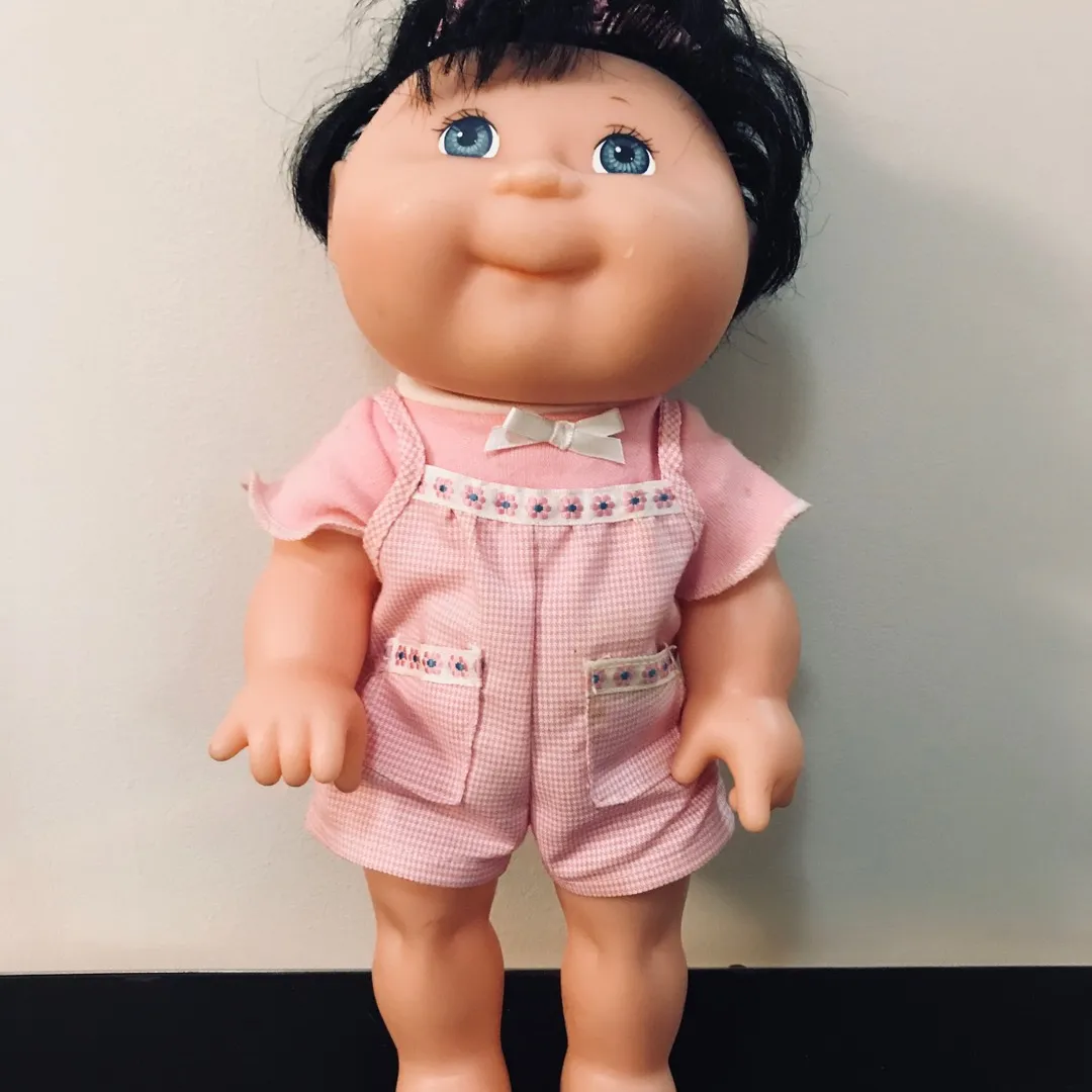 Like new Cabbage Patch doll photo 1