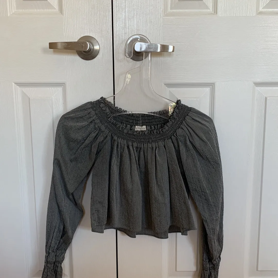 Size Small Boho Cropped Tip In Grey photo 1