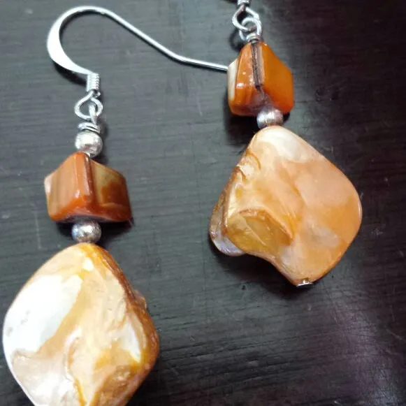 Handmade Orange Shell Earrings photo 1