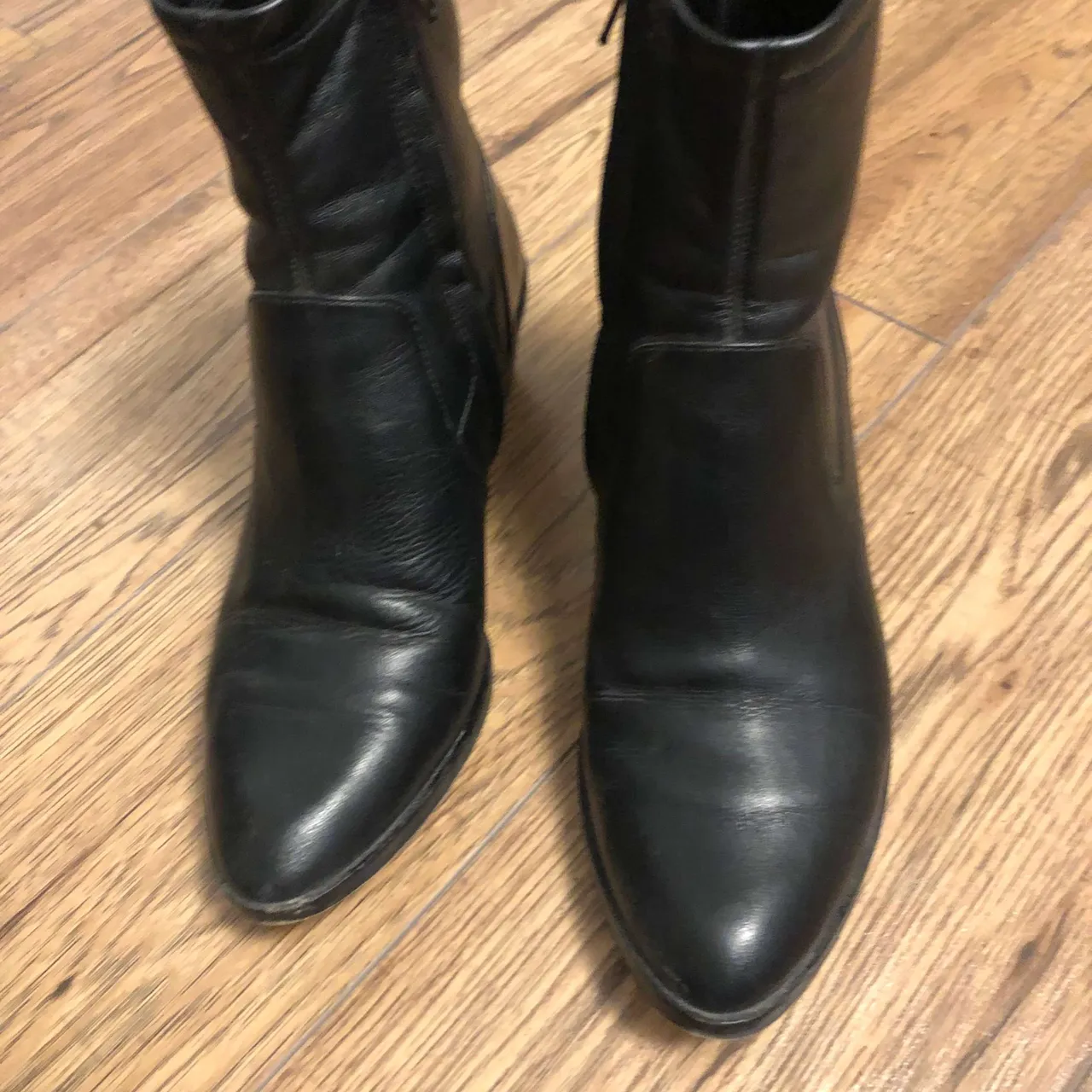 Michael Kors Chelsea boots sz7.5 photo 4