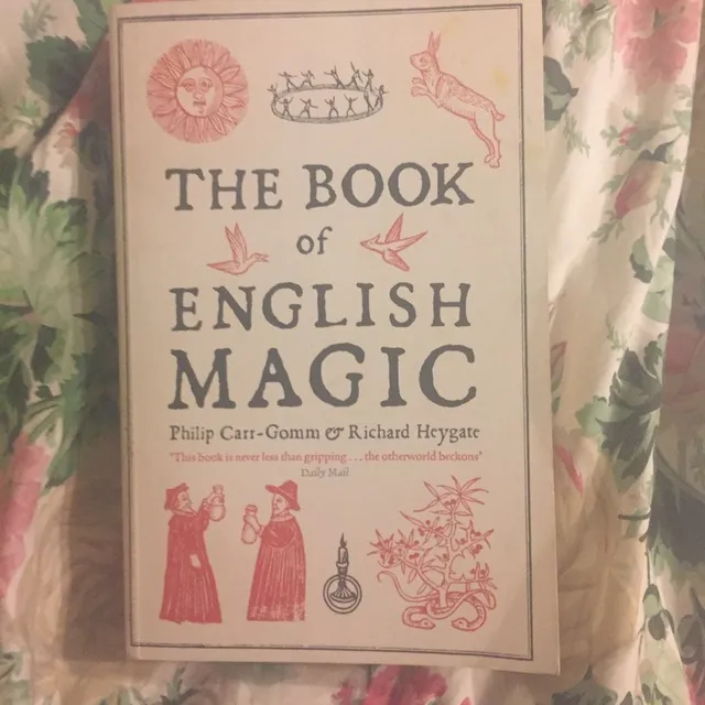 The English Book Of Magic photo 1