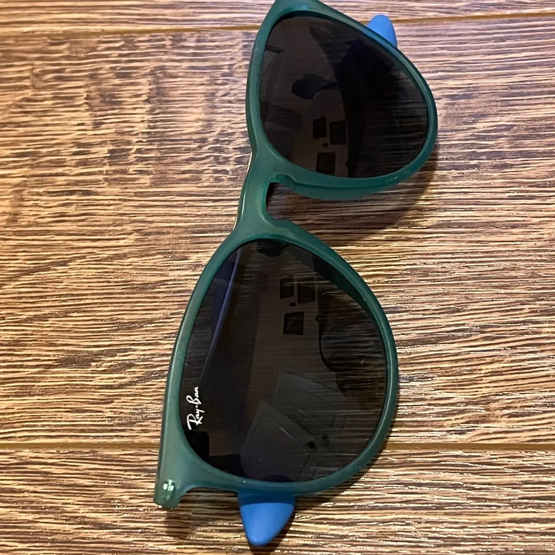 Ray Ban Blue Sunglasses photo 1