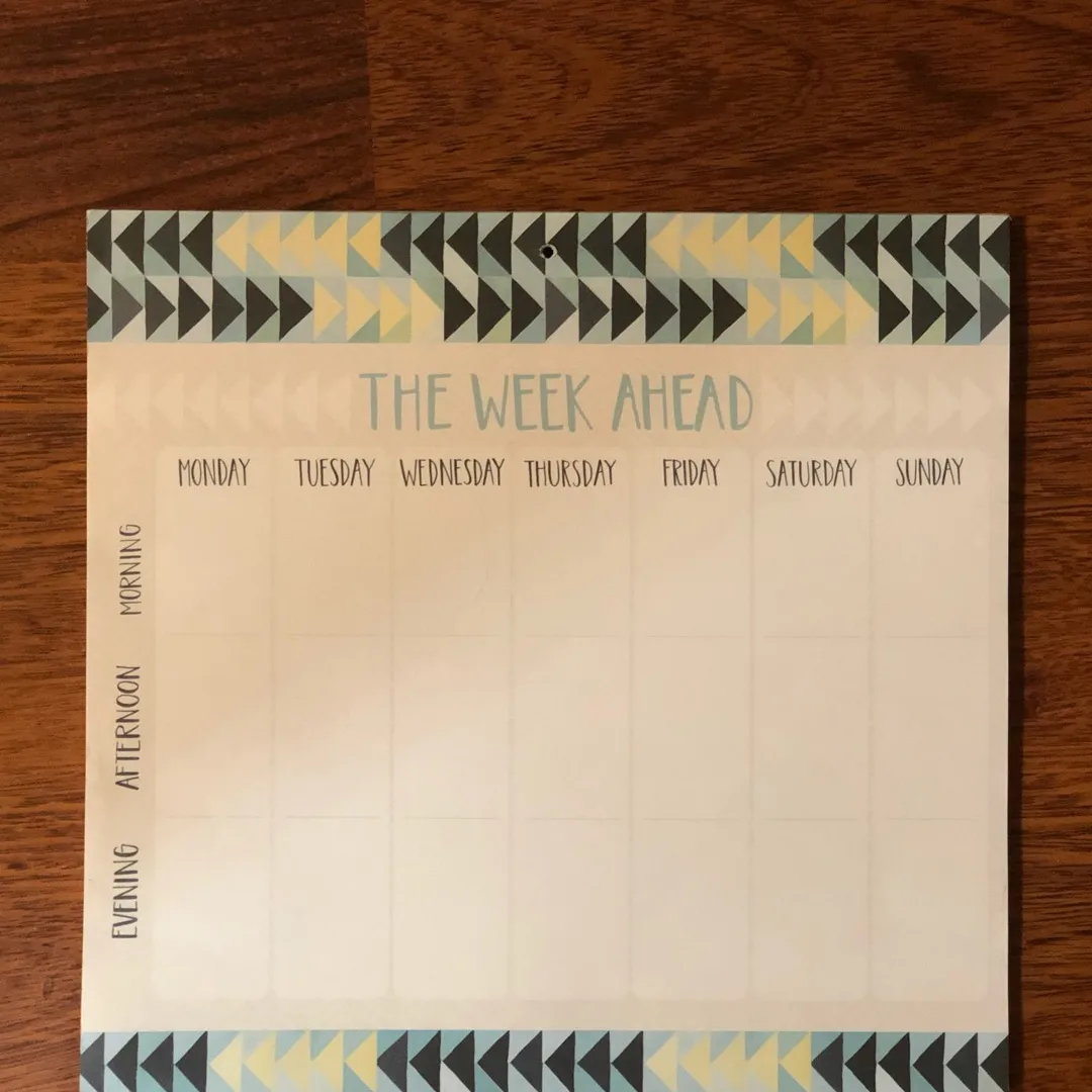 Weekly Undated Wall Planner photo 1
