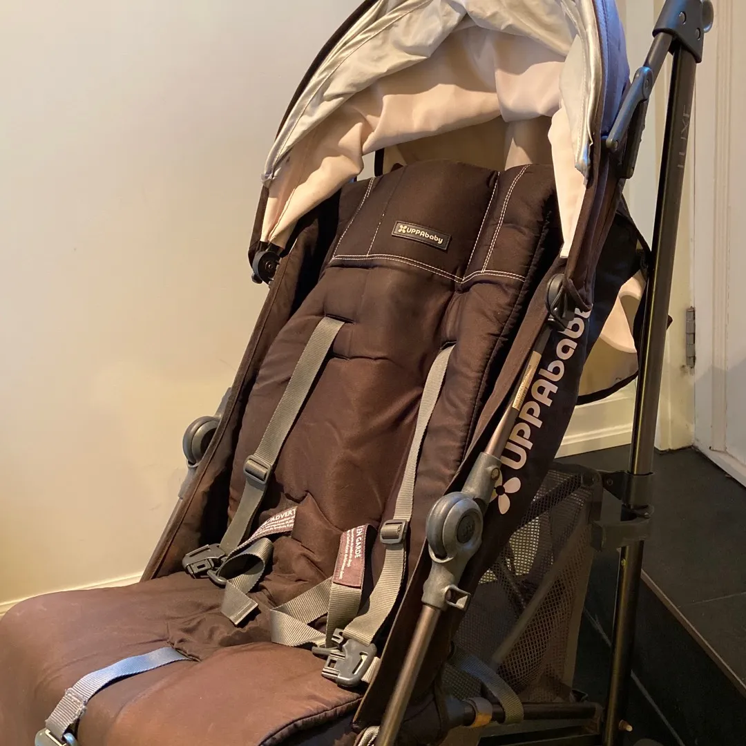 Uppababy G-luxe Folding Stroller photo 4