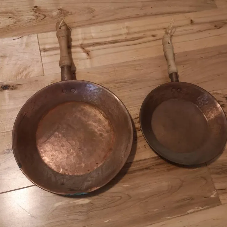 2 Copper Pans photo 1