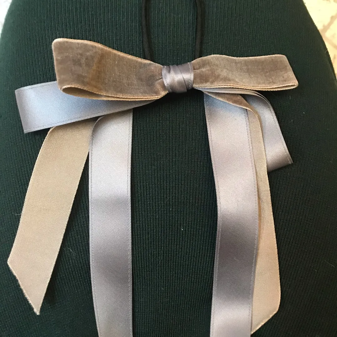 Hair Tie With Grey Ribbon photo 3