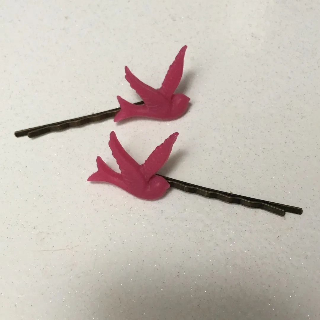 Pink Sparrow Hair Pins photo 1