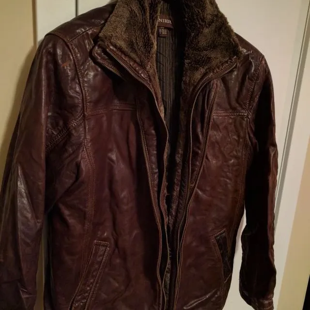 Danier Leather Jacket W Removable Fur Lining photo 4
