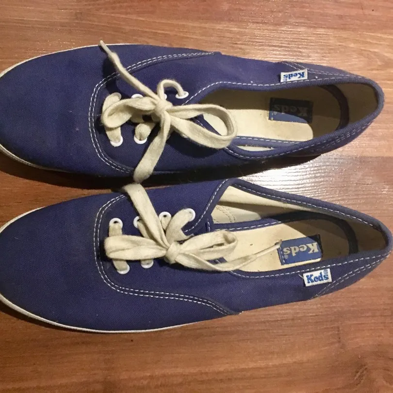 Size 6.5 Keds Shoes FANTASTIC CONDITION photo 1