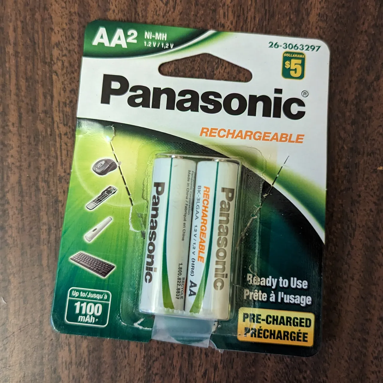 Rechargeable batteries AA photo 1