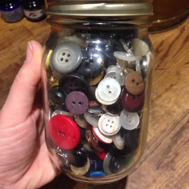 Jar Of Buttons New And Vintage photo 1