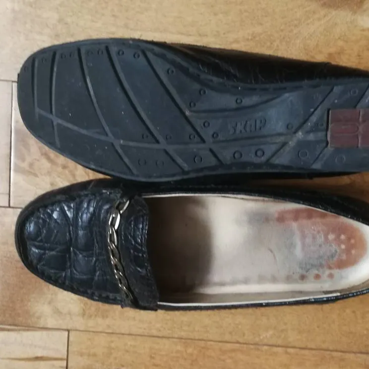Black flat shoes size 6 photo 1