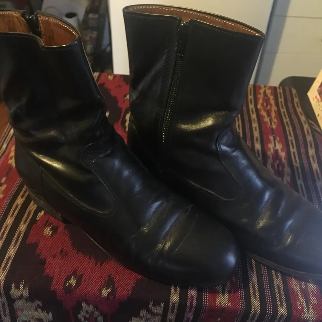 Black Leather Chelsea Style Boots photo 1
