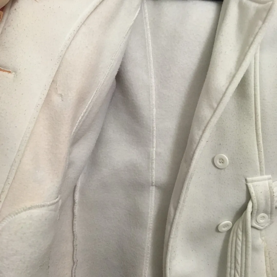 🆓 L-XL White Coat photo 4