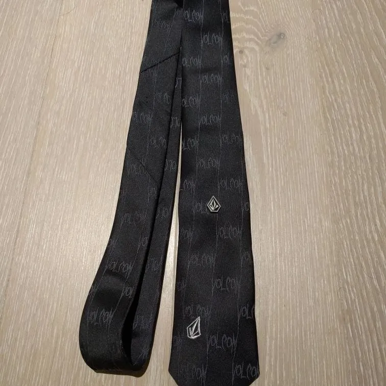Volcom Skinny Neck Tie With Tie Chain photo 1
