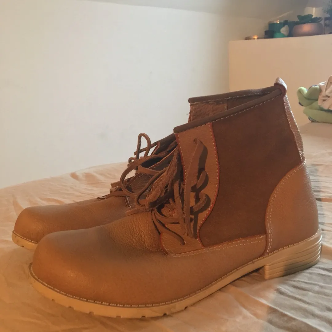 Handmade Leather Boots Sz7 photo 1