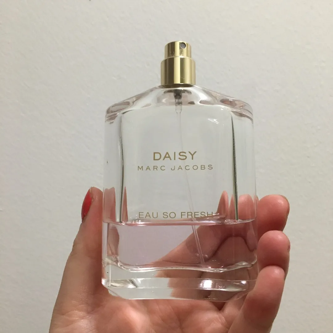 Daisy Perfume -Marc Jacobs photo 1