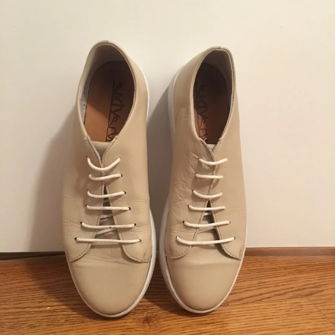 Real Leather Shoes Size 7.5/8 photo 1