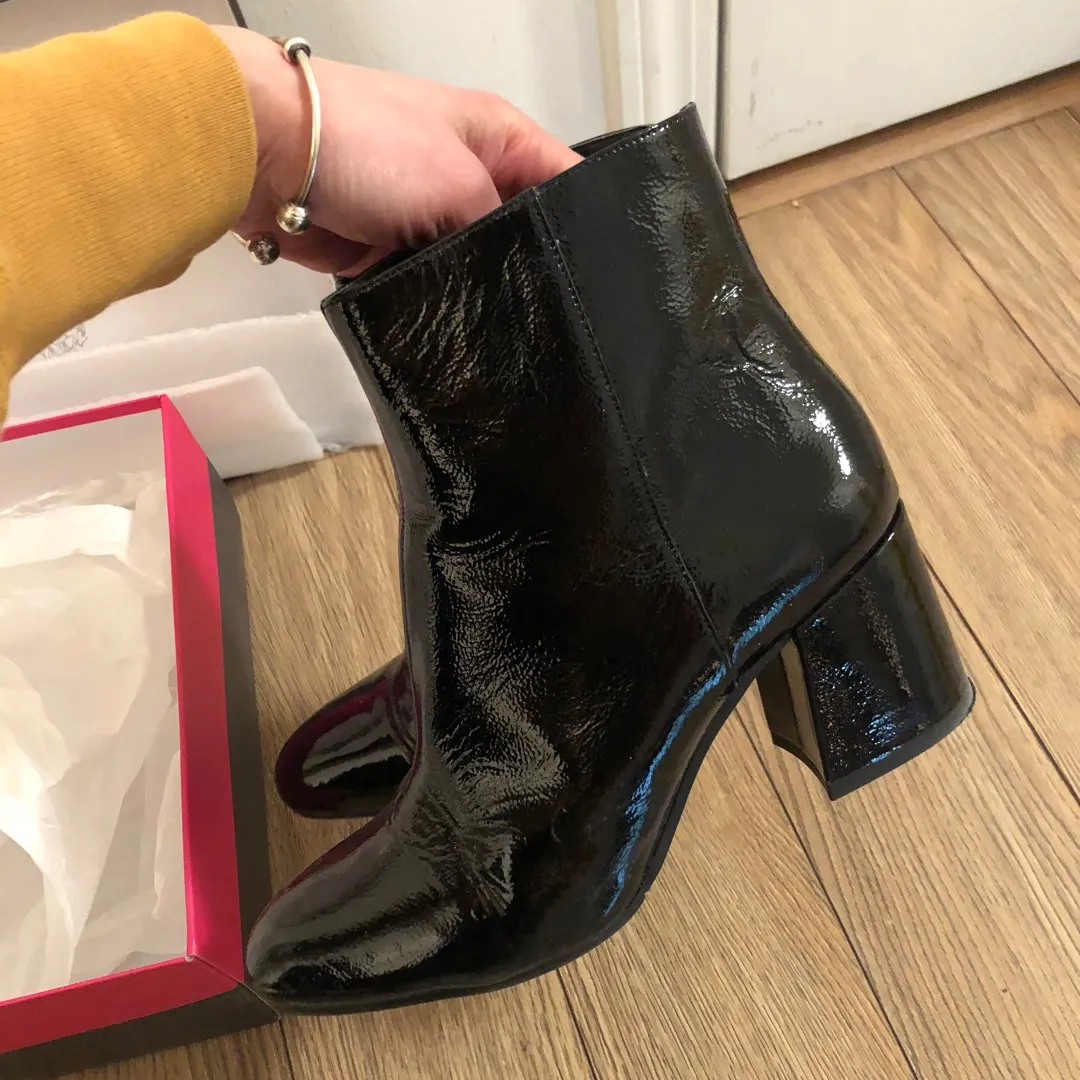 Vince Camuto Boots Size 8 photo 3