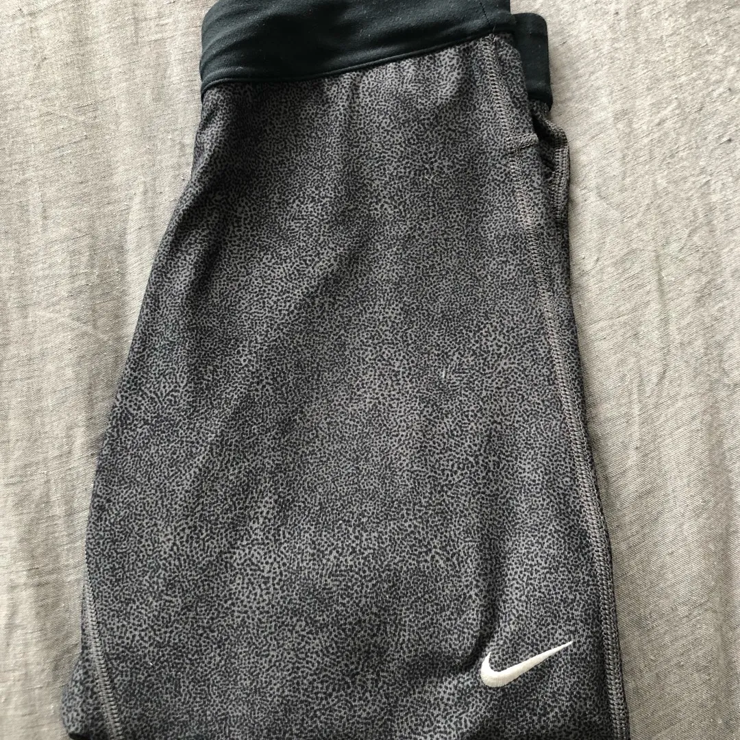 Nike Leggings - Size S-M photo 6