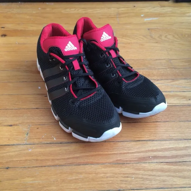 Men's Size 12 Adidas Climacool Running Shoes photo 1