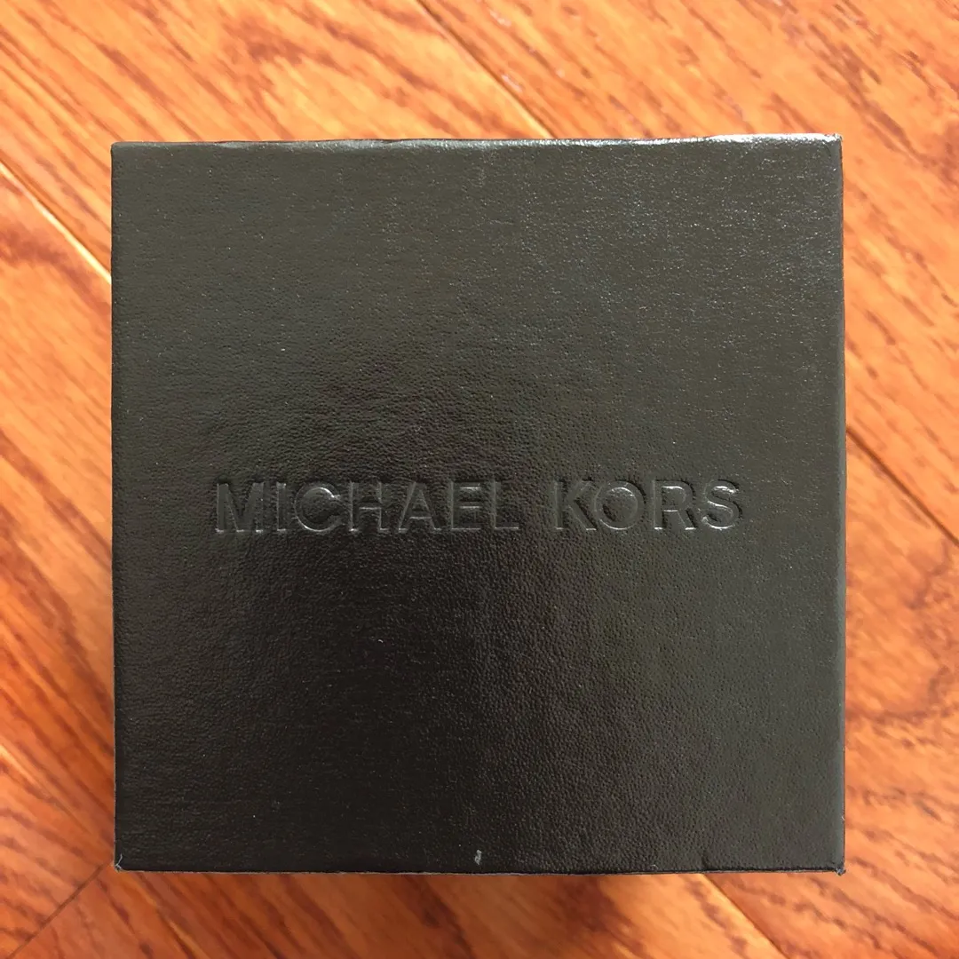 Rose gold Michael Kors Watch photo 5