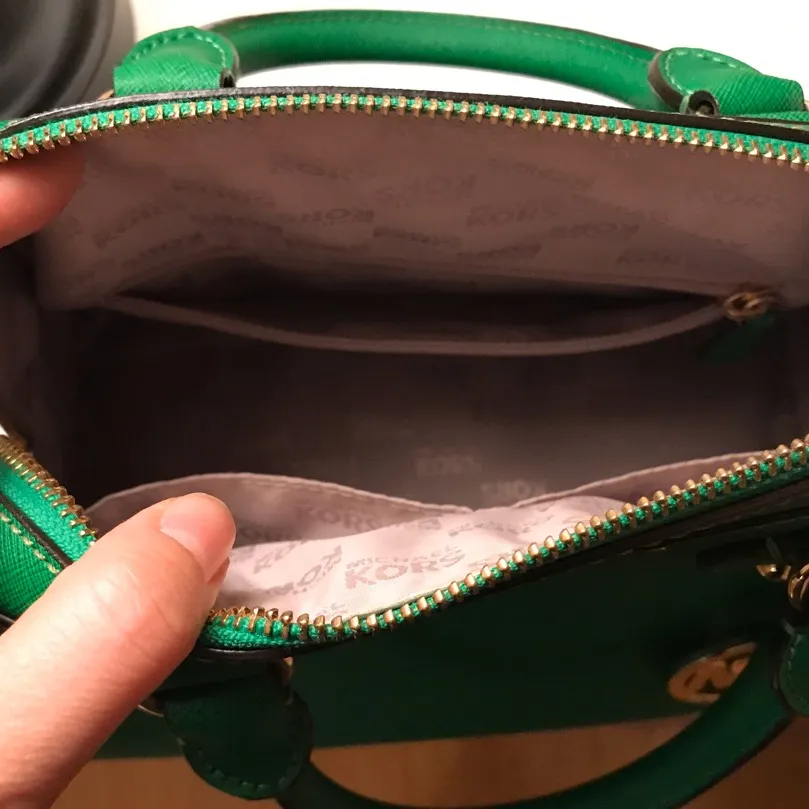 Michael Kors Hand Bag Green photo 4