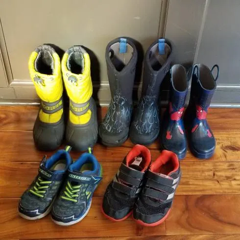 Kids Shoes And Boots photo 1