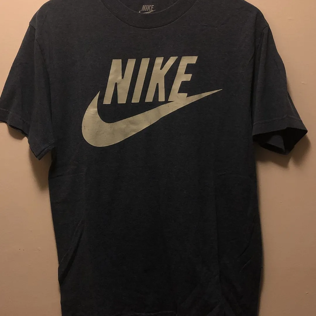 Men’s Blue Nike T-shirt photo 1