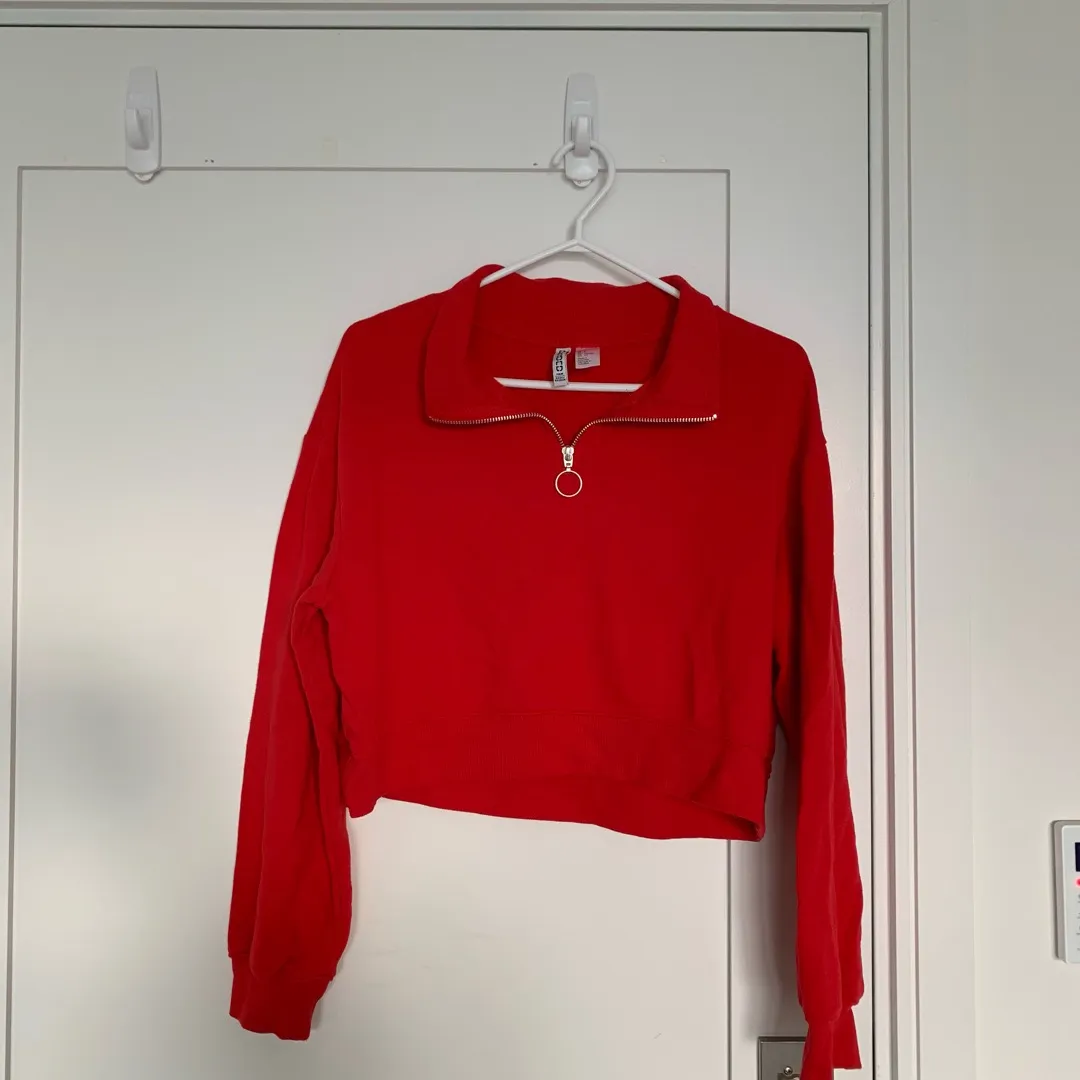 Red Pullover Hoodie (small oversized) photo 1