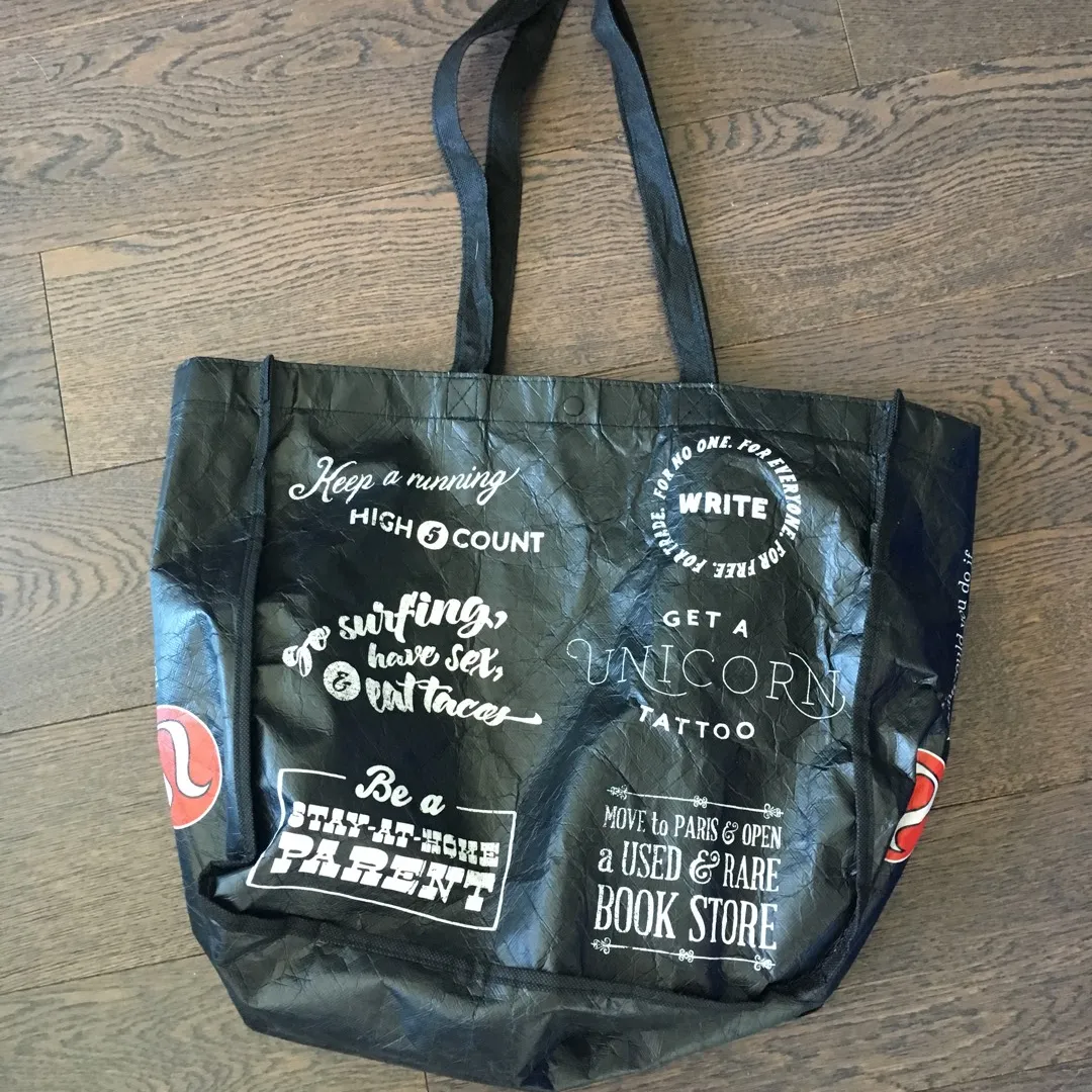 Lululemon Reusable Bag photo 1