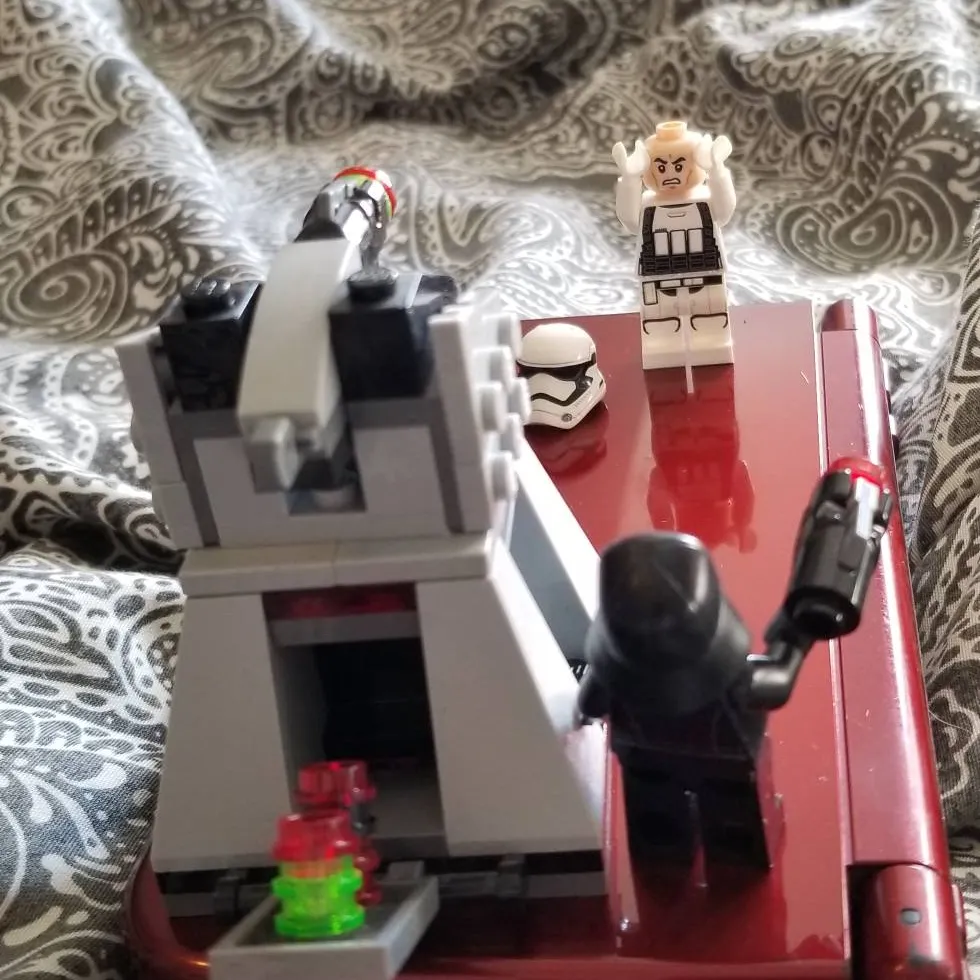Star Wars Lego Kit photo 3