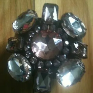 New Ann Taylor Black rhinestone floral cuff Bracelet photo 3