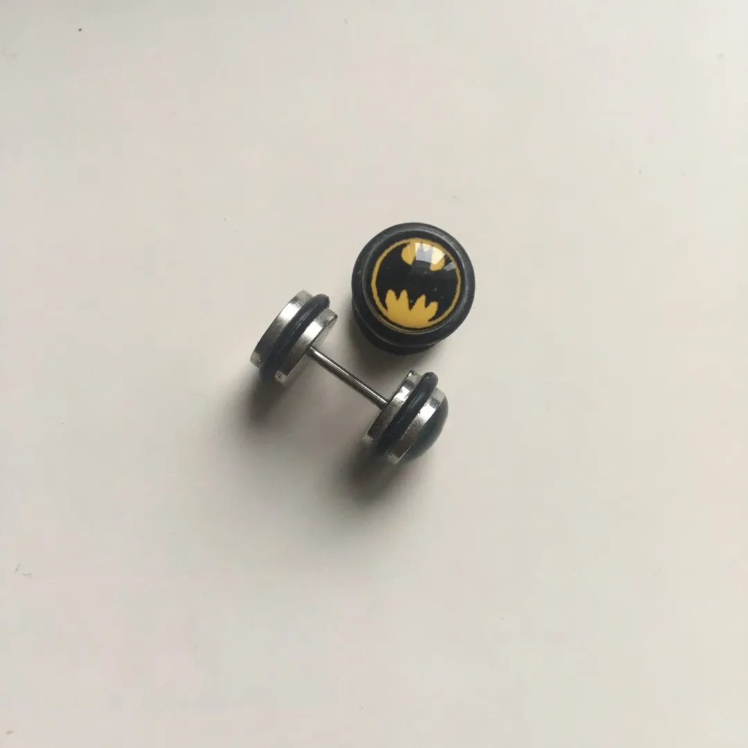batman earrings photo 3