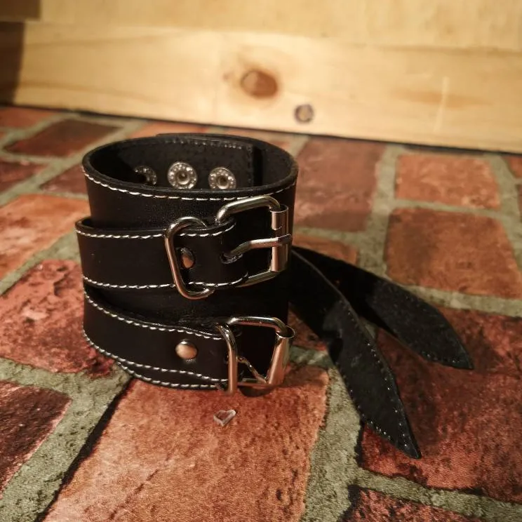Black Leather Bracelet photo 3