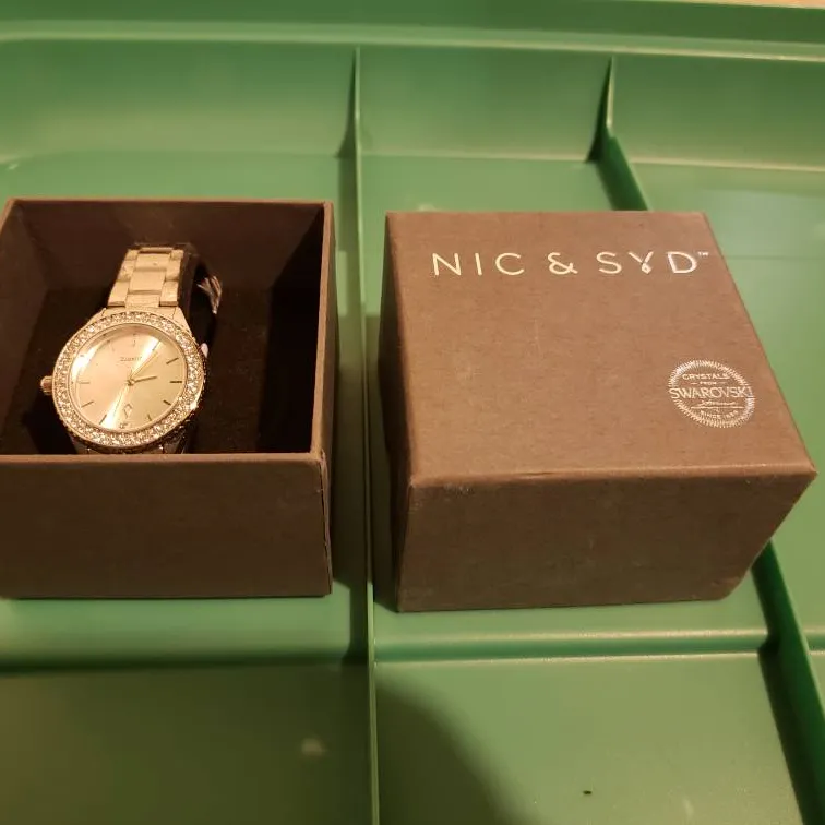 New Watch From Nic And Syd photo 1