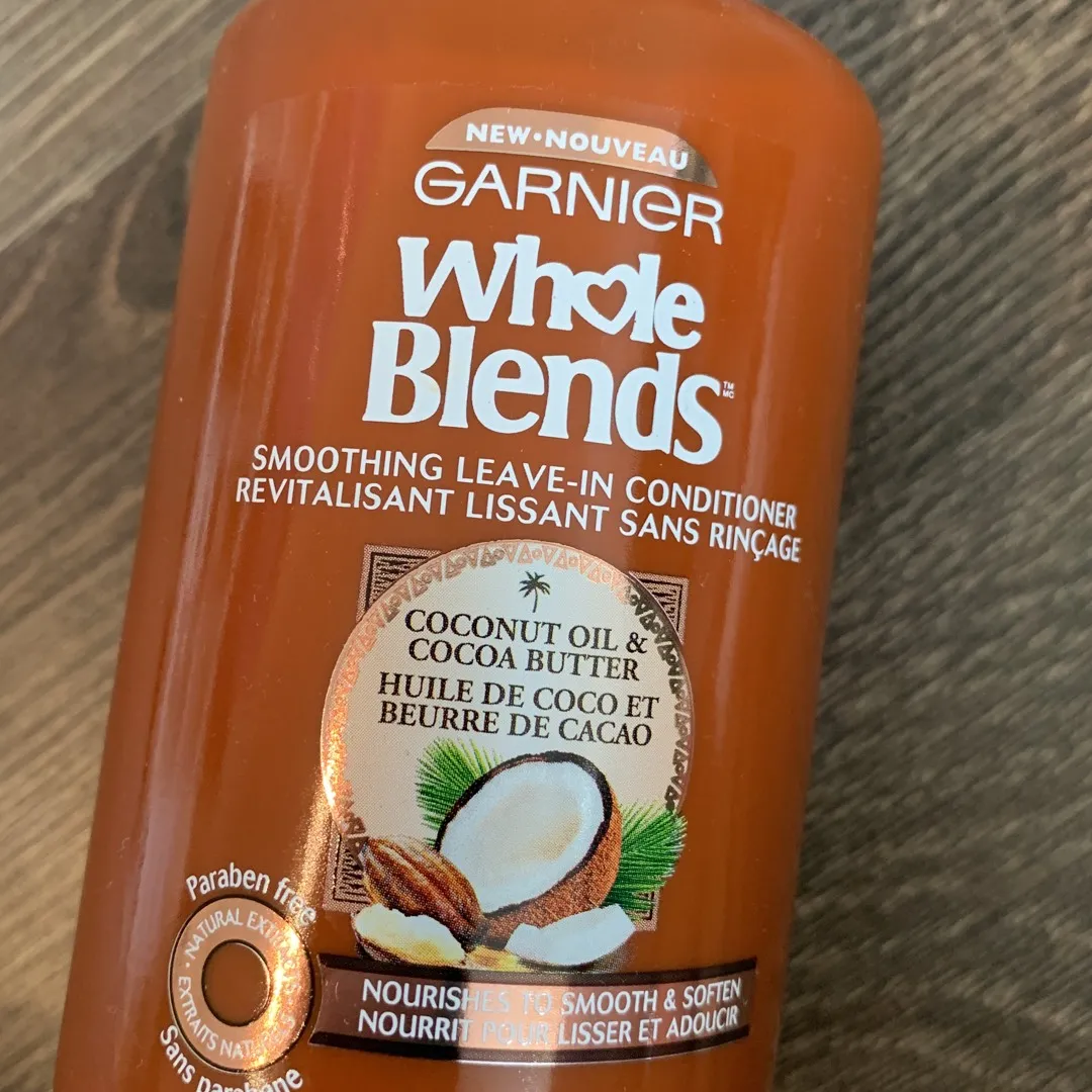 Garnier Whole Blends Leave In Conditioner photo 1
