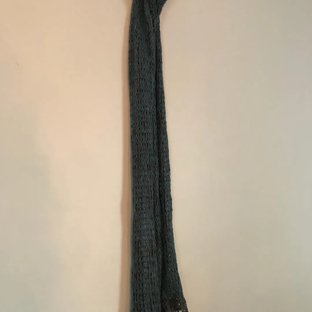 Holt Renfrew Scarf, Made In Italy photo 1