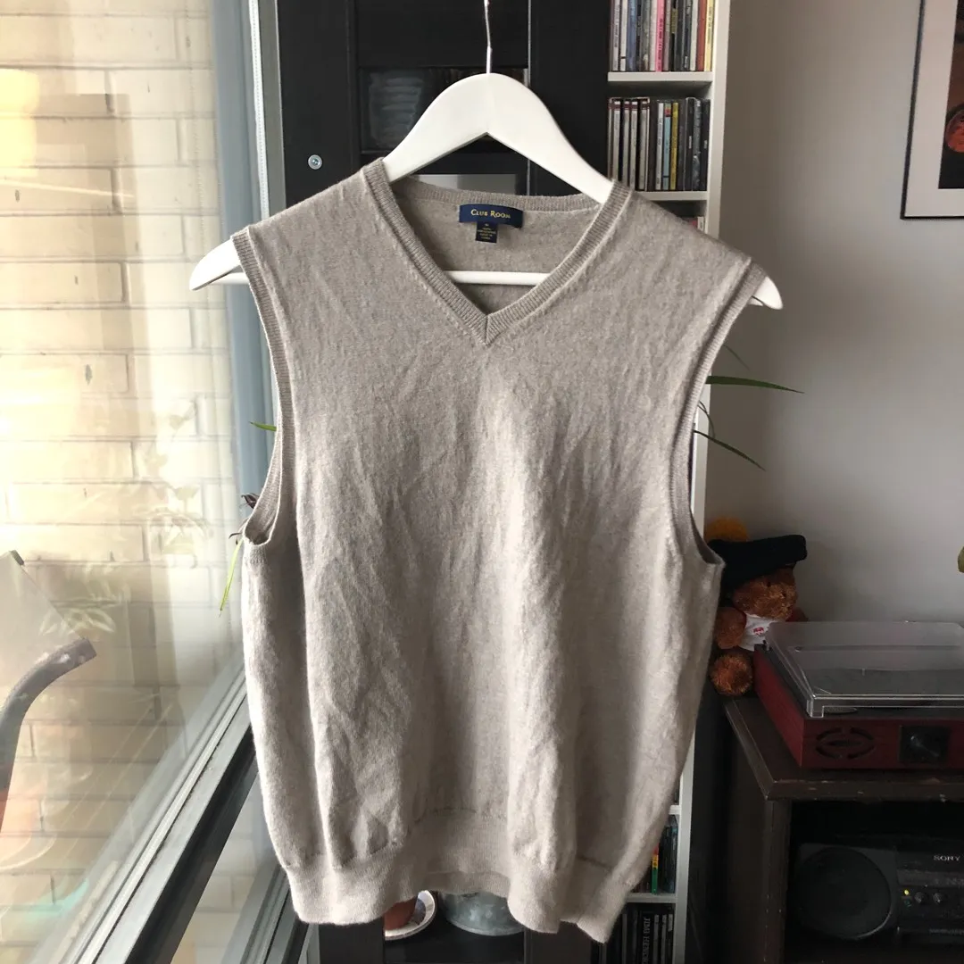 Merino Wool Vest: Size M Men’s Or L Women’s photo 1
