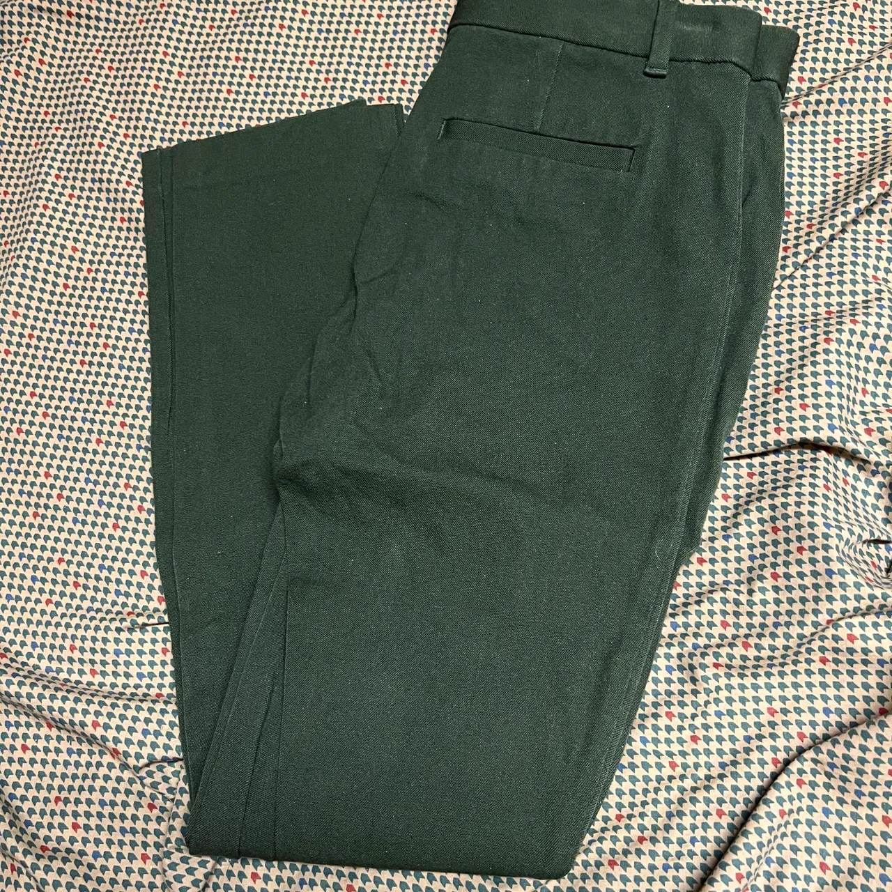 Last chance: green pants  photo 1