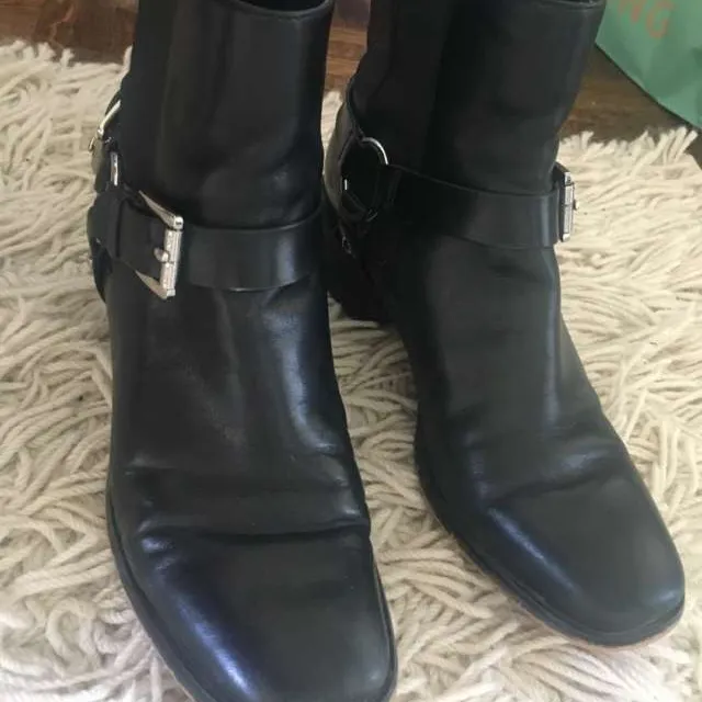 Michael Kors Boots photo 3