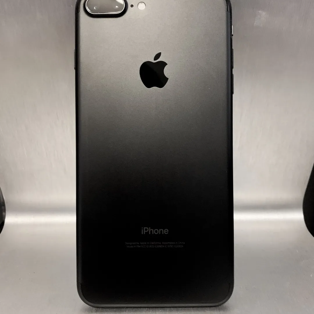 iPhone 7 Plus -Matte Black 32 GB Unlocked photo 5